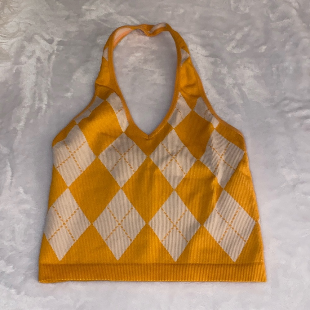 Fun printed orange halter crop top 🧡